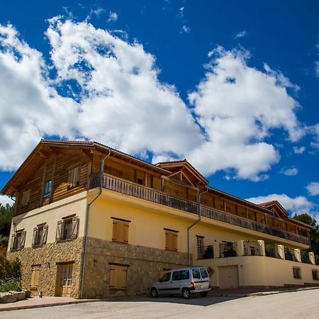 Aras Rural Hostal Aras De Los Olmos Exterior foto