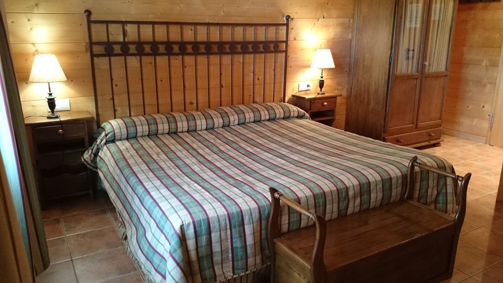 Aras Rural Hostal Aras De Los Olmos Habitación foto
